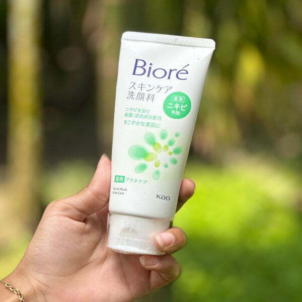 Bioore facial wash for Acne care